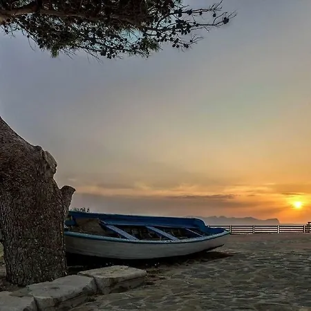 Caporama Διαμέρισμα Terrasini